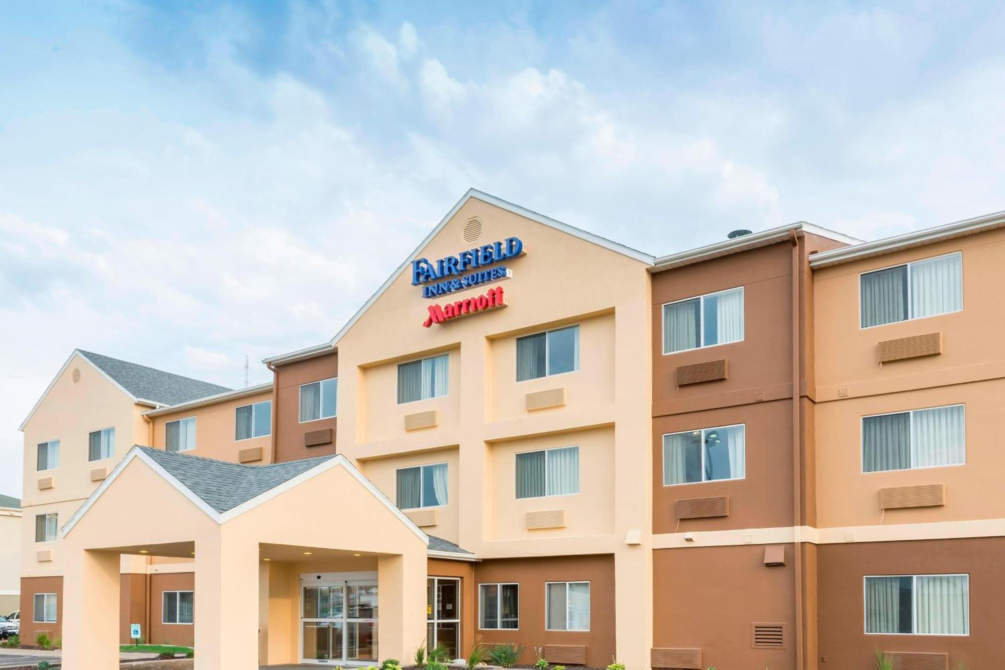 Fairfield Inn & Suites Lincoln Exterior photo